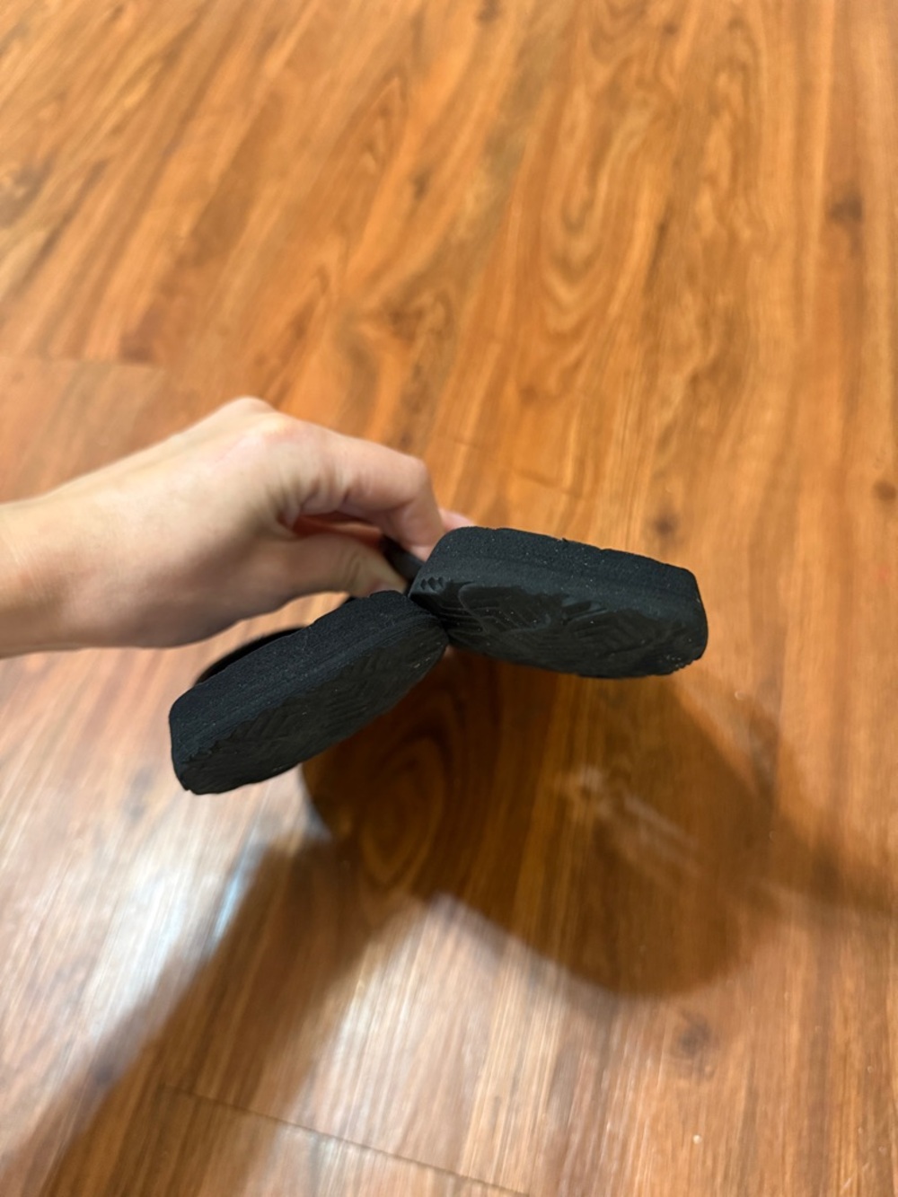 Steve Madden Flip Flops - Picture 3 of 5